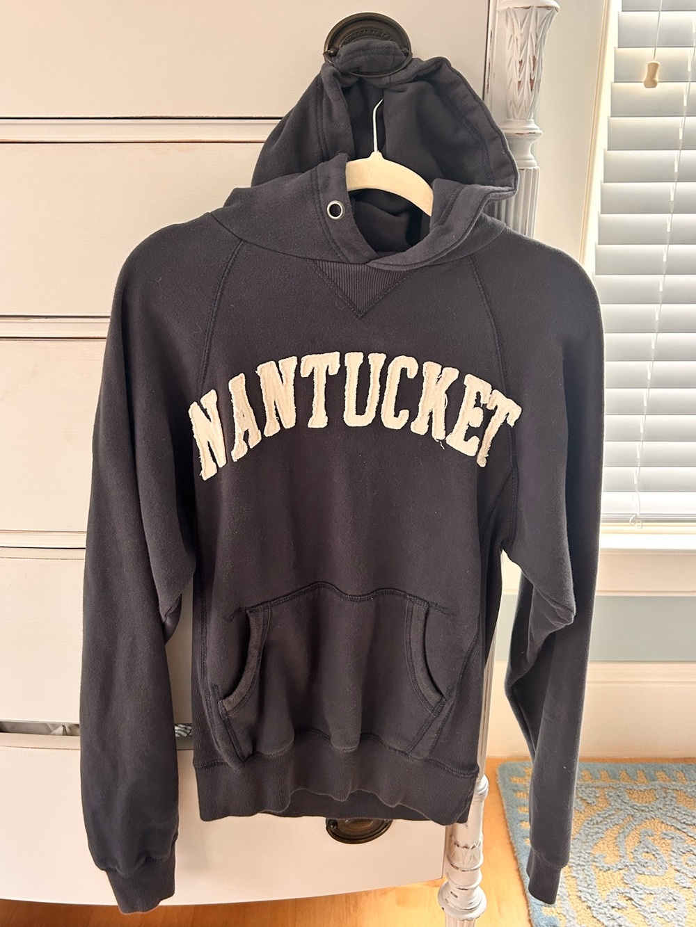 Navy 'Nantucket' Pullover Hoodie unisex